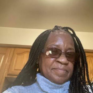 Meet your Posher, Renee